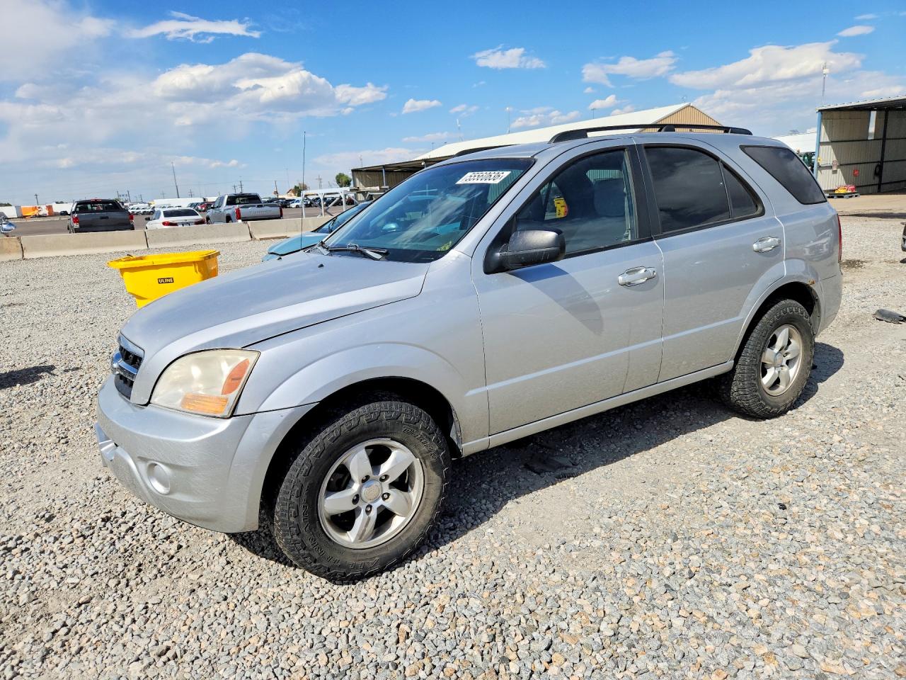 Salvage Kia Sorento Image