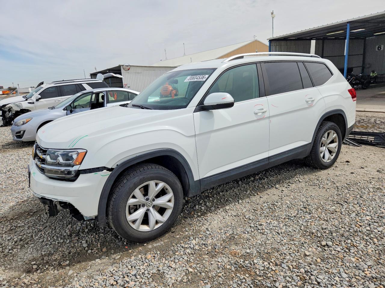 Salvage Volkswagen Atlas Image