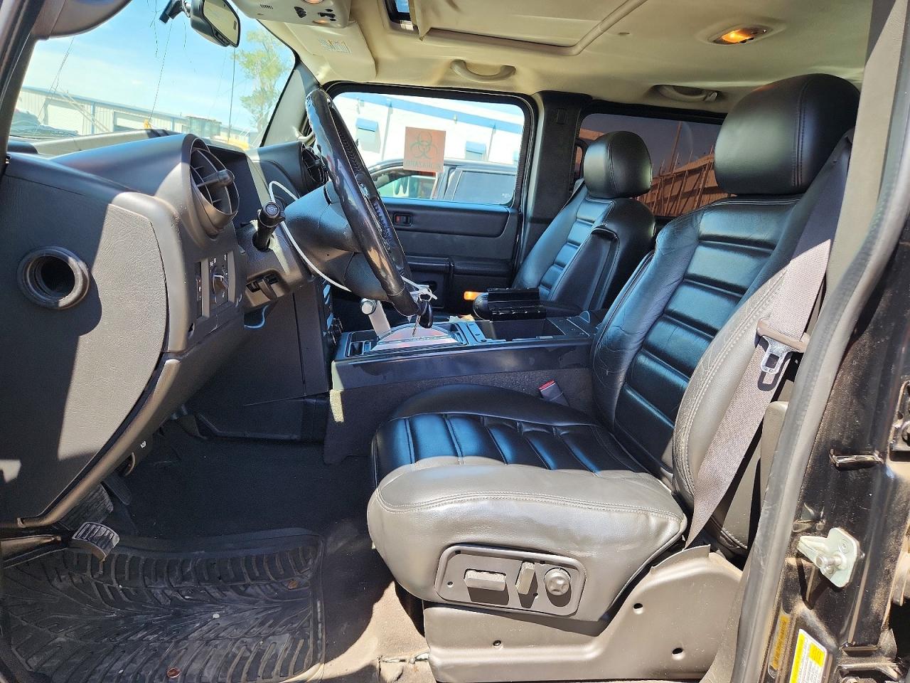 HUMMER H2