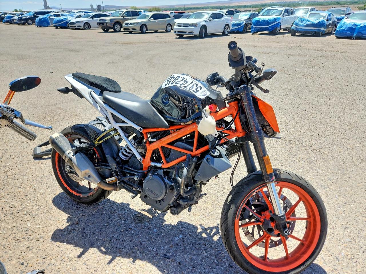 Salvage KTM Motorcycle Image