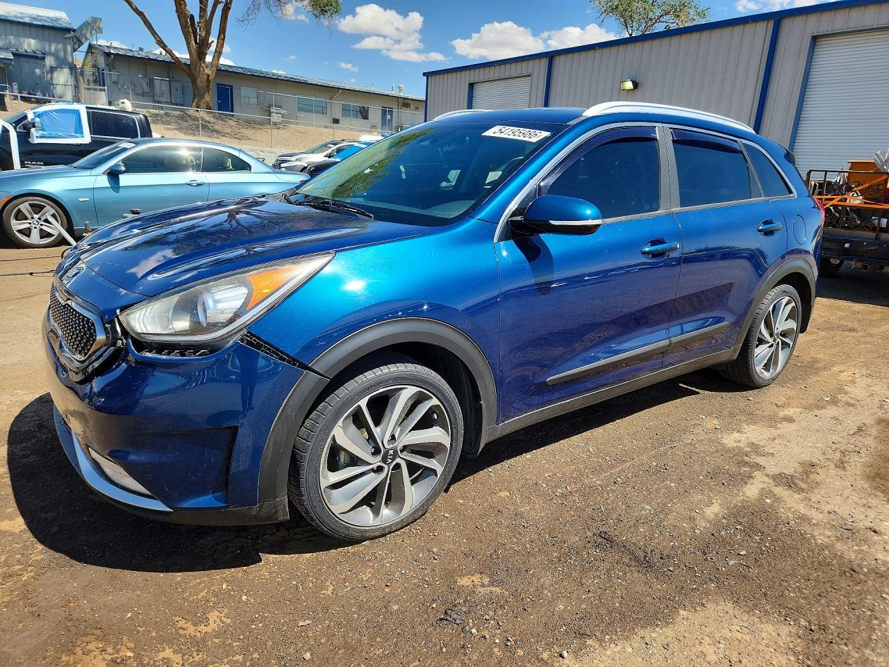 Salvage Kia Niro Image