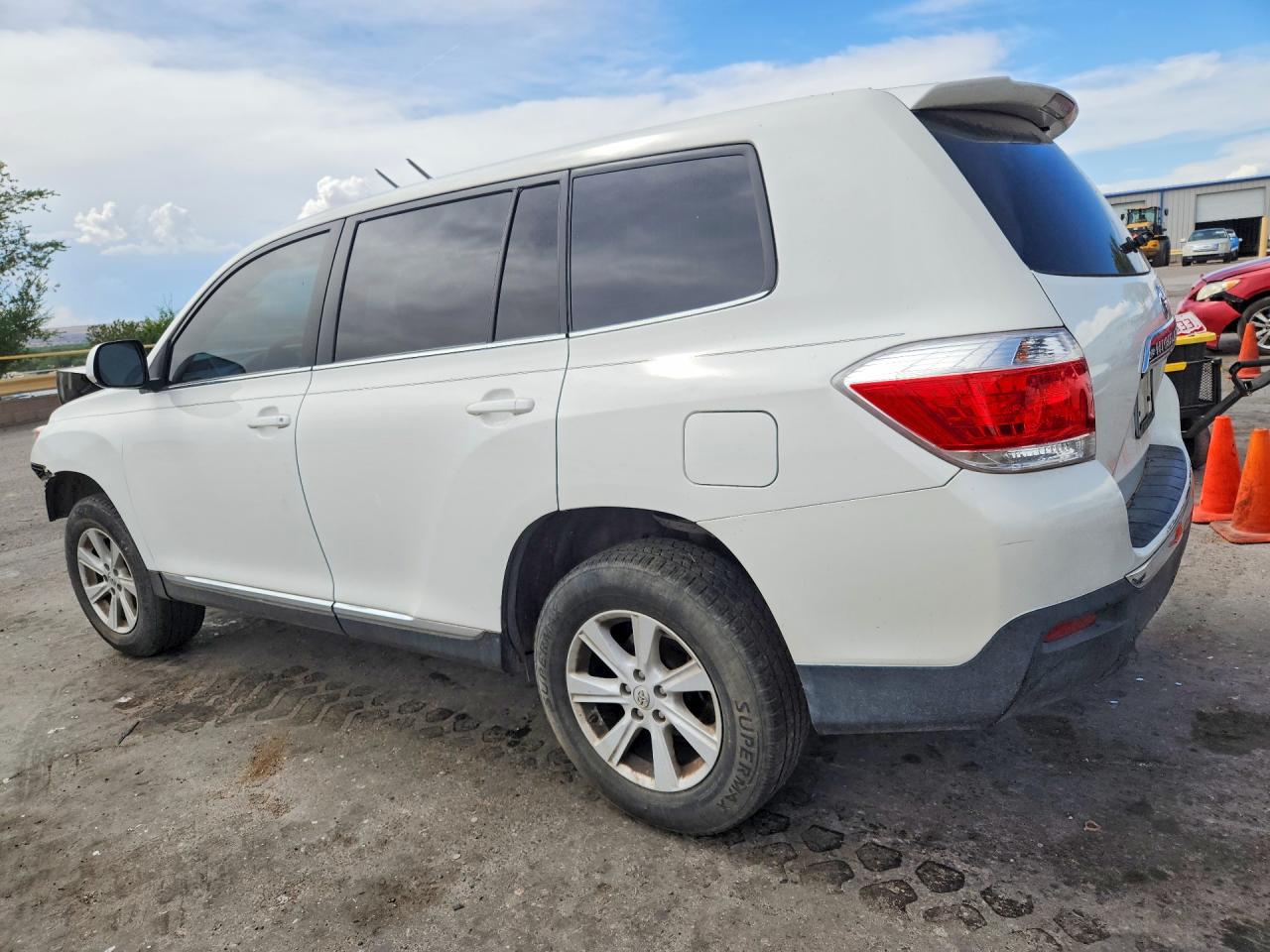 Toyota Highlander Base