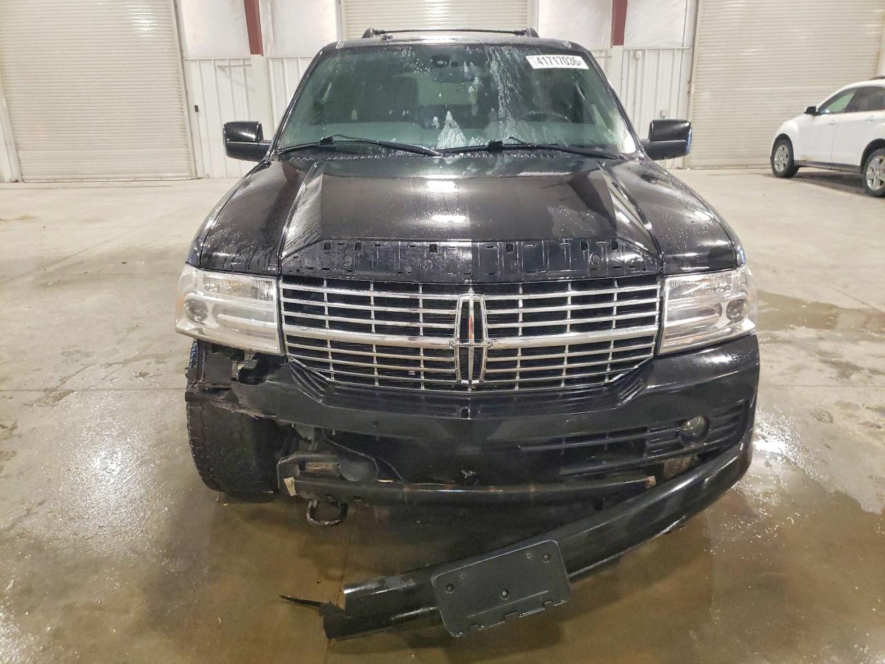 Lincoln Navigator L