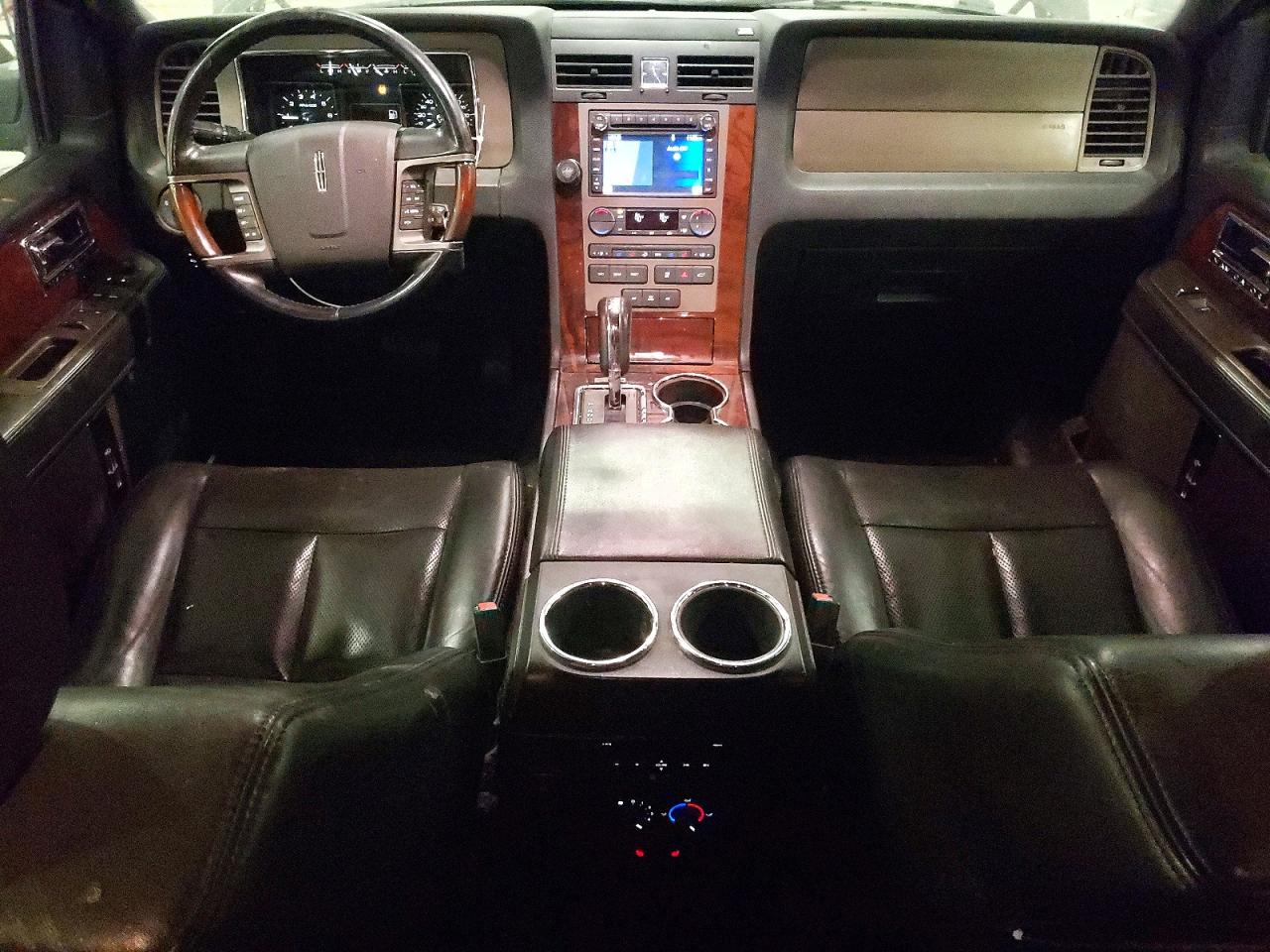 Lincoln Navigator L