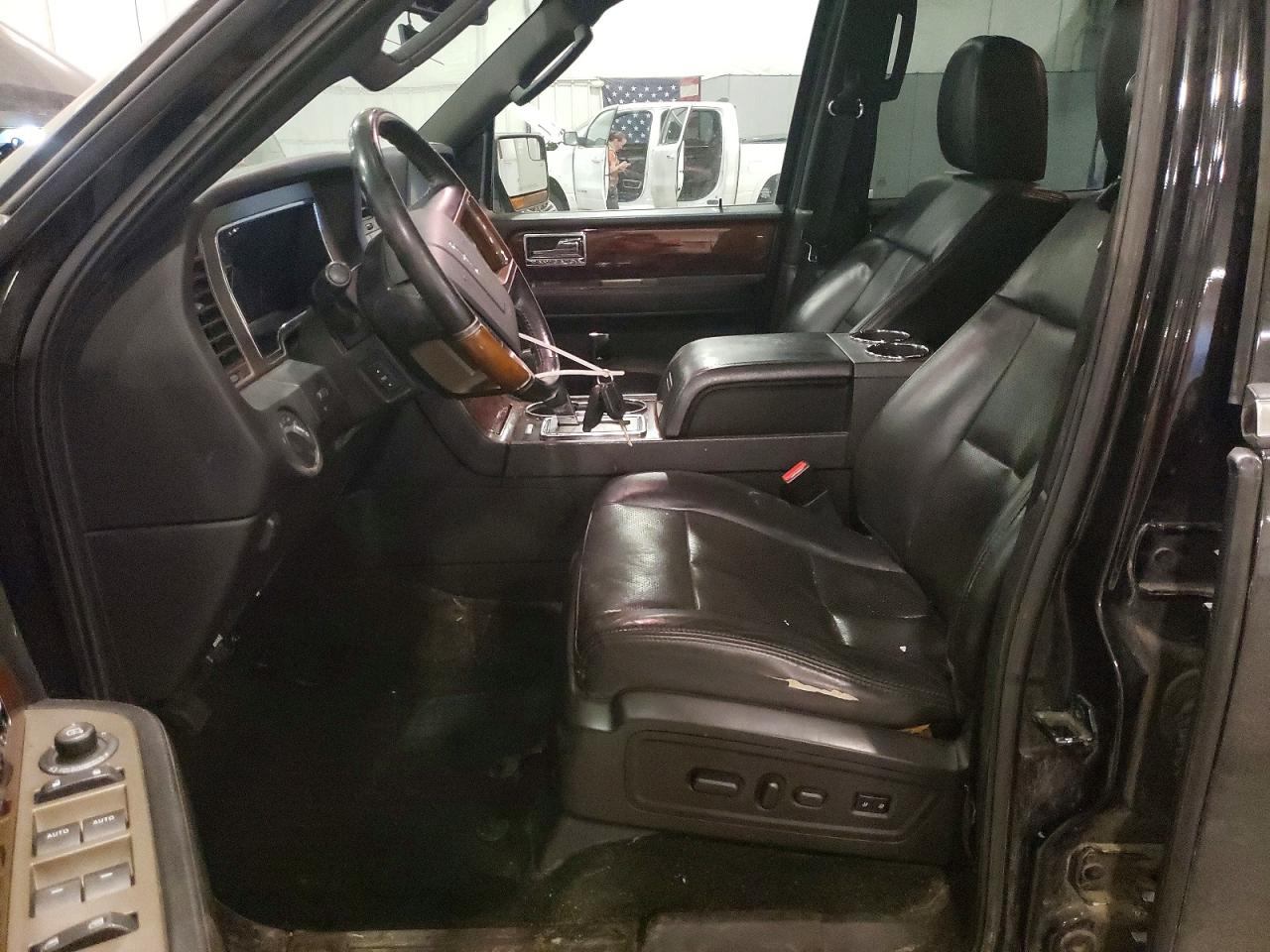Lincoln Navigator L
