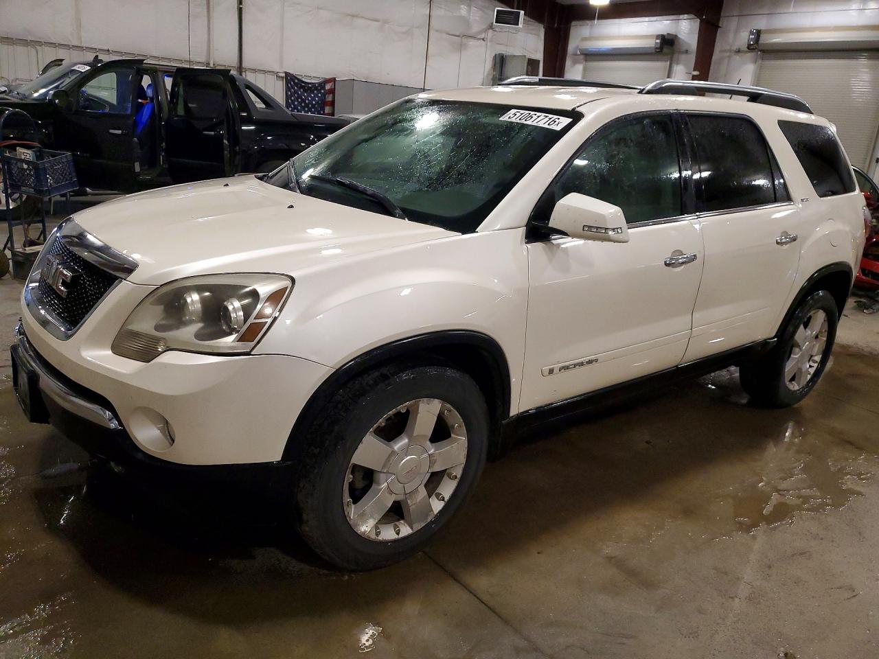 Salvage GMC Acadia Image