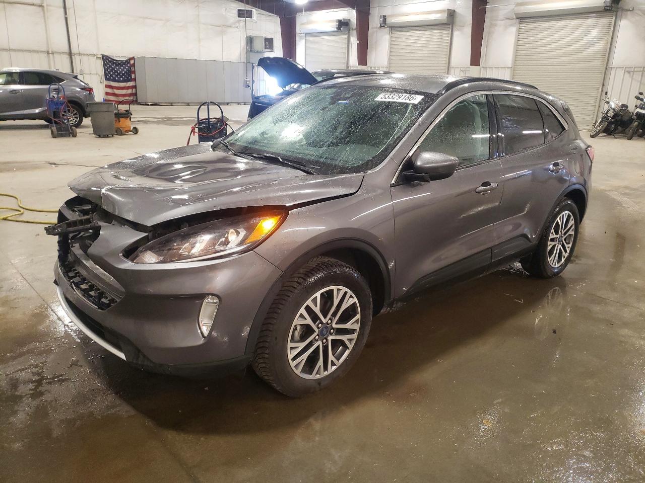 Salvage Ford Escape Image