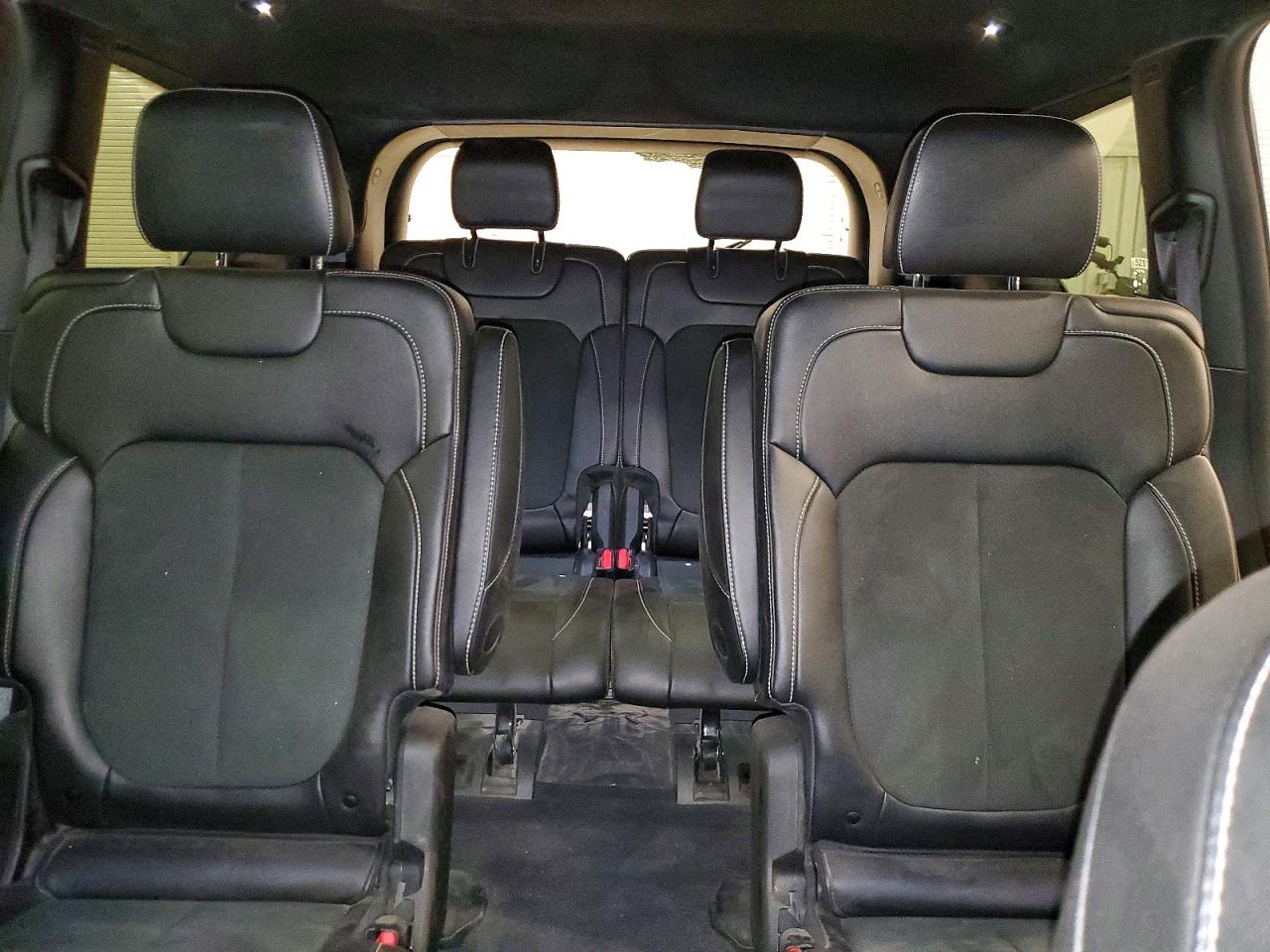 Jeep Cherokee L Laredo