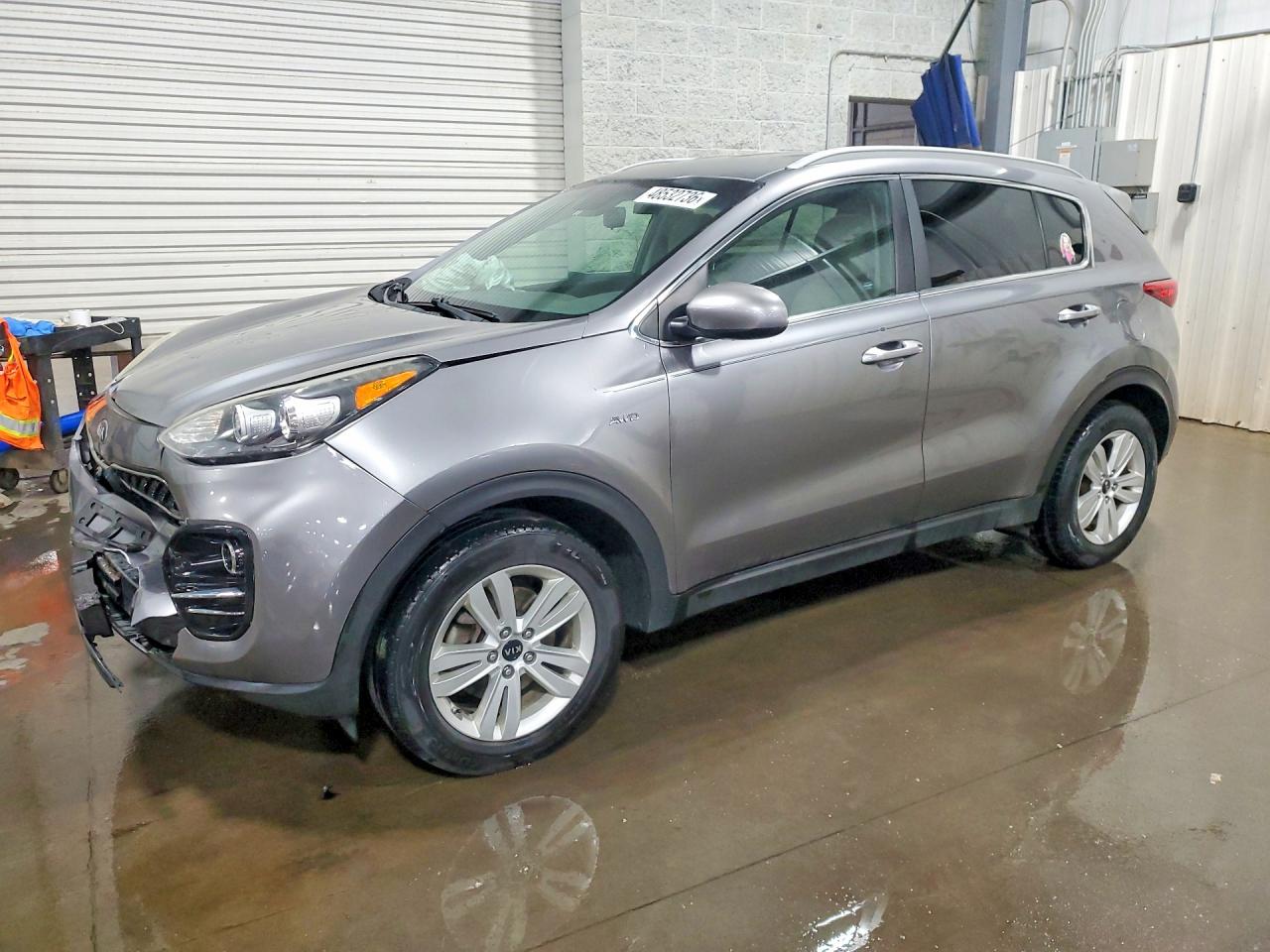 Salvage Kia Sportage Image
