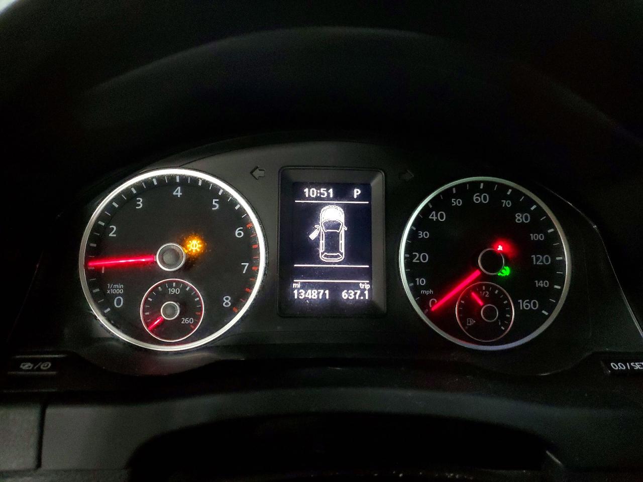 Volkswagen Tiguan S
