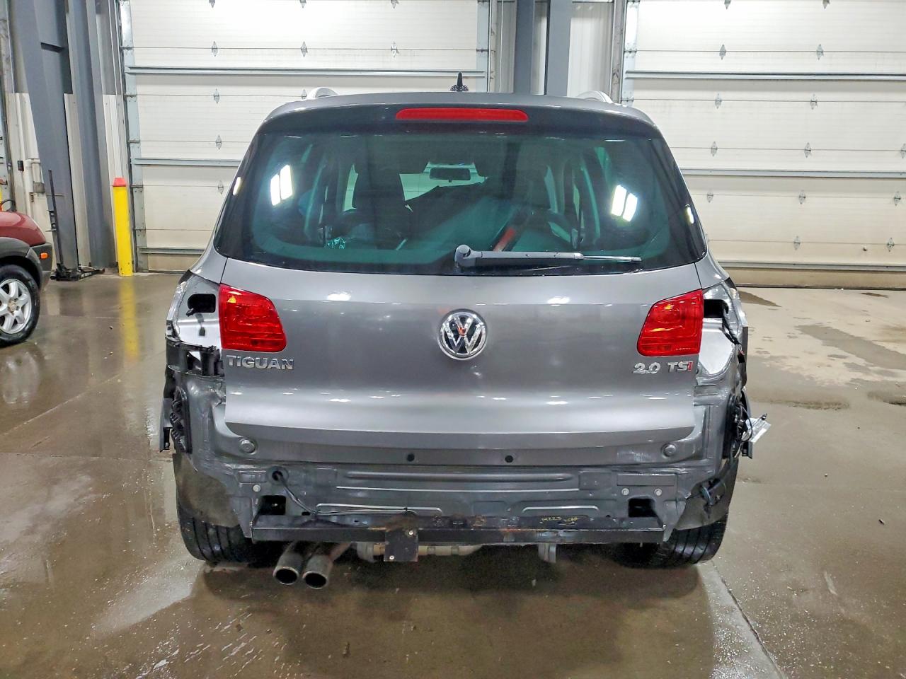 Volkswagen Tiguan S