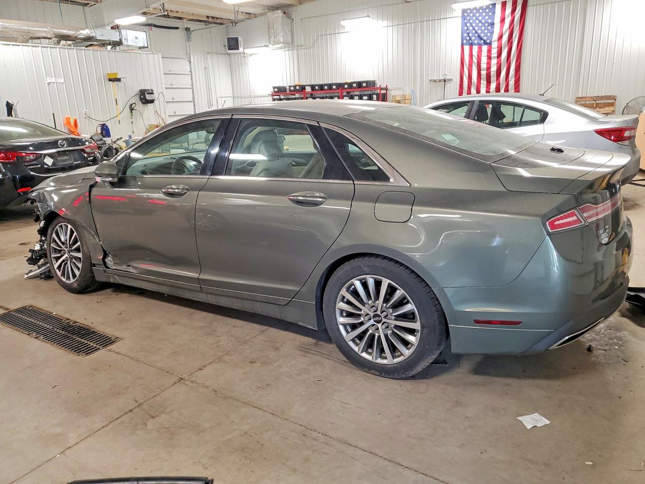 Lincoln MKZ Select
