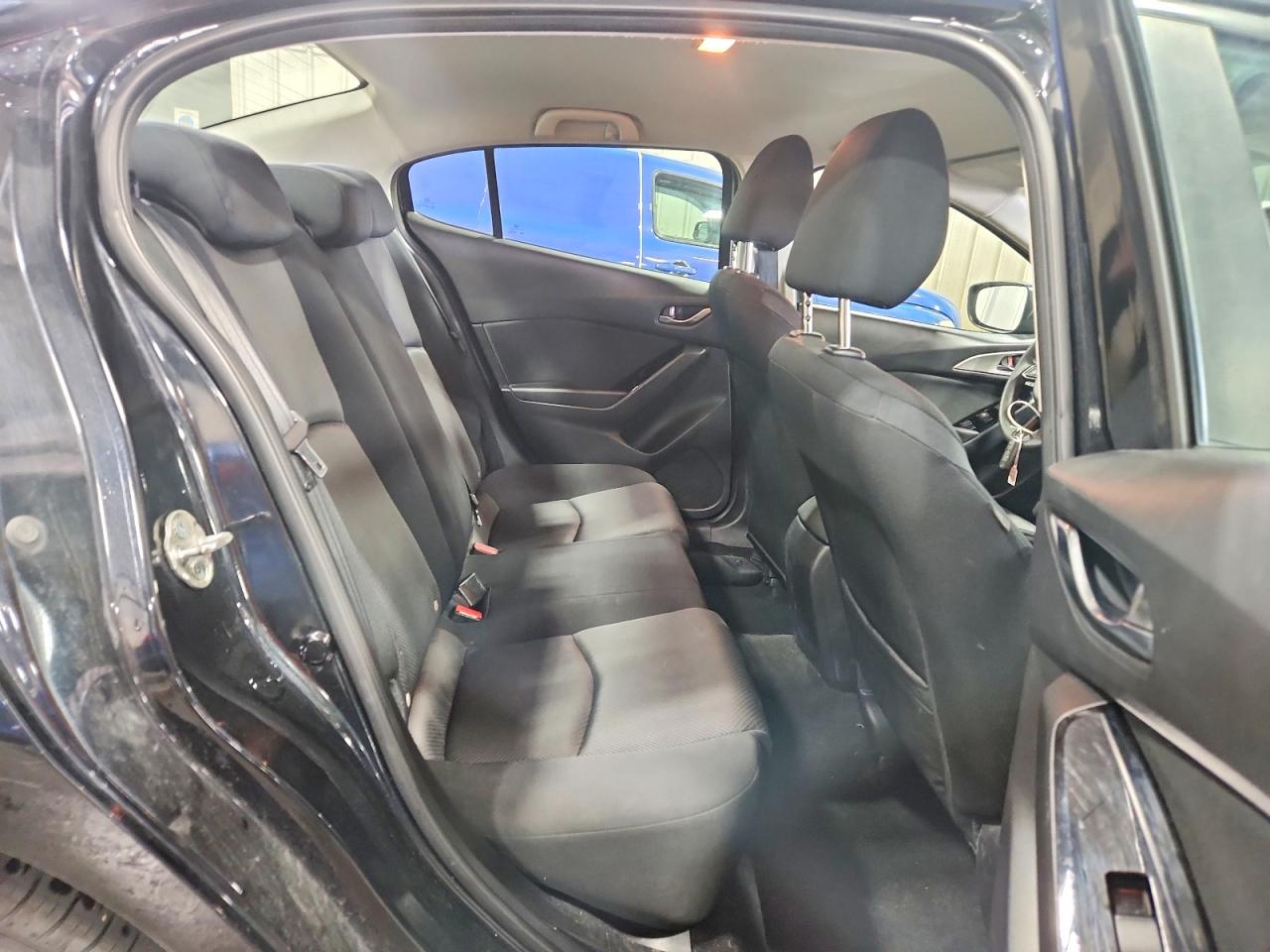 Mazda 3 Sport