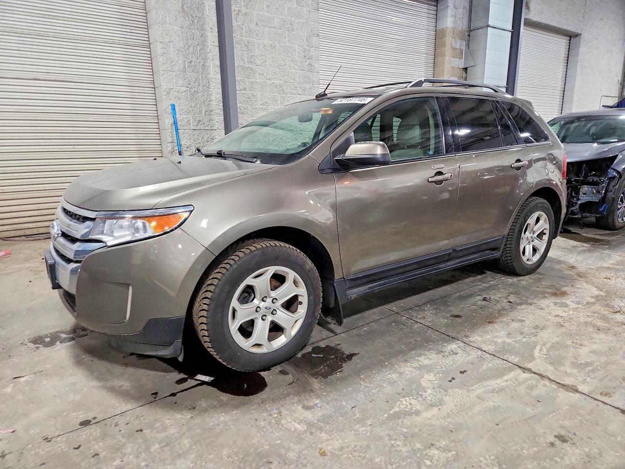 Salvage Ford Edge Image