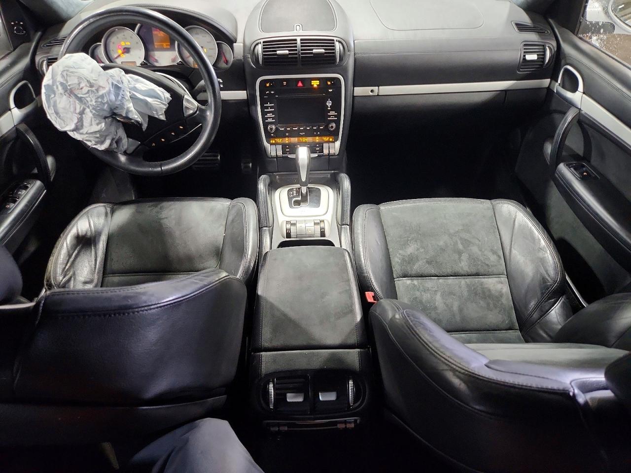 Porsche Cayenne Gts