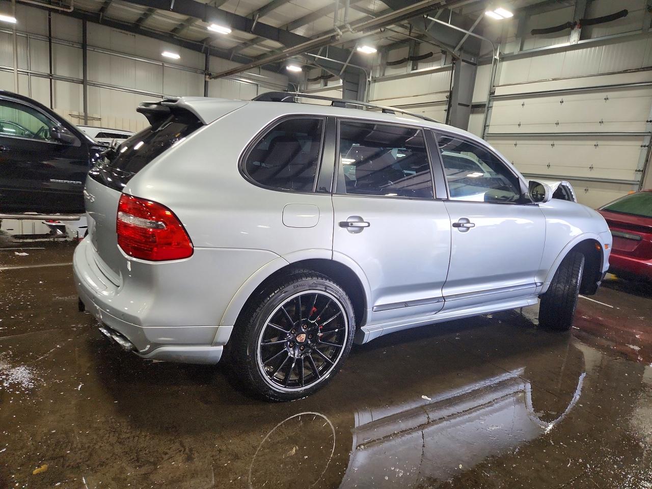 Porsche Cayenne Gts