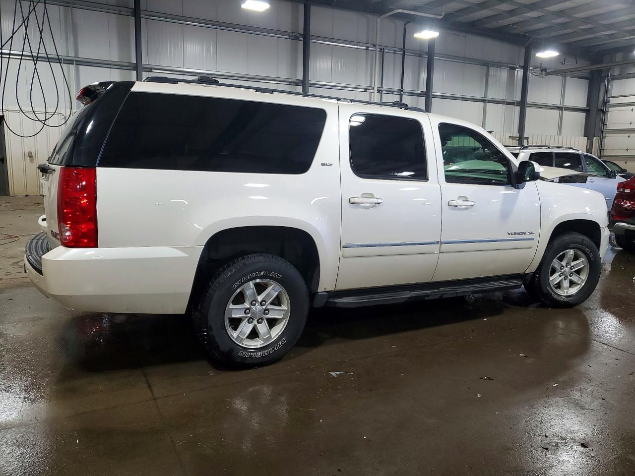 GMC Yukon K1500 Slt