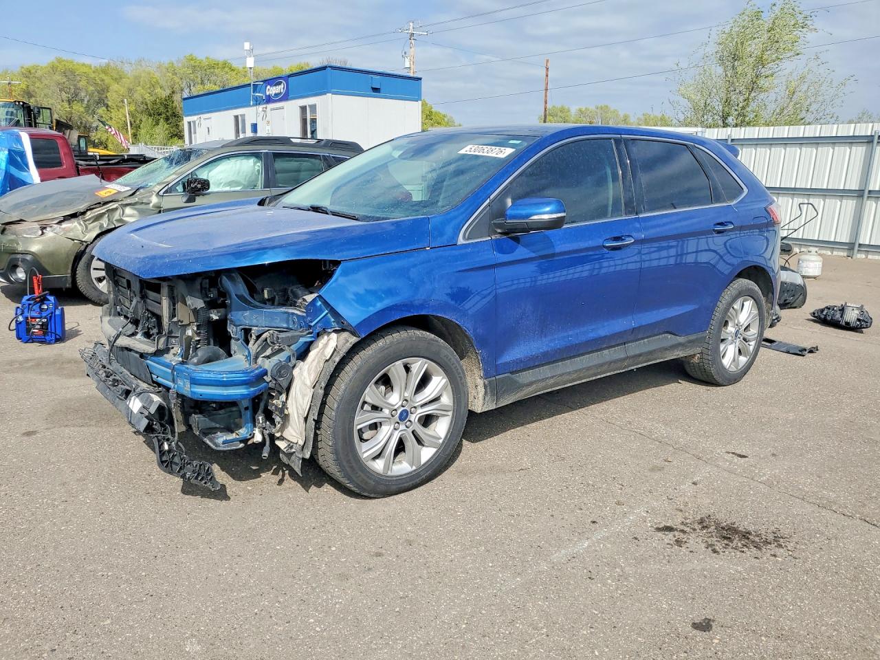 Salvage Ford Edge Image