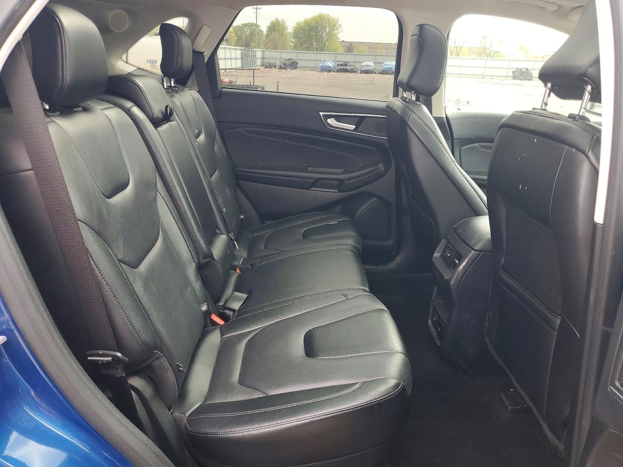 Ford Edge Titanium