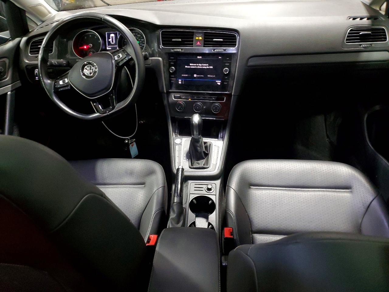 Volkswagen Golf S