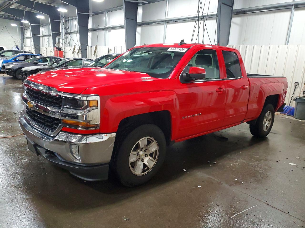 Salvage Chevrolet Silverado Image