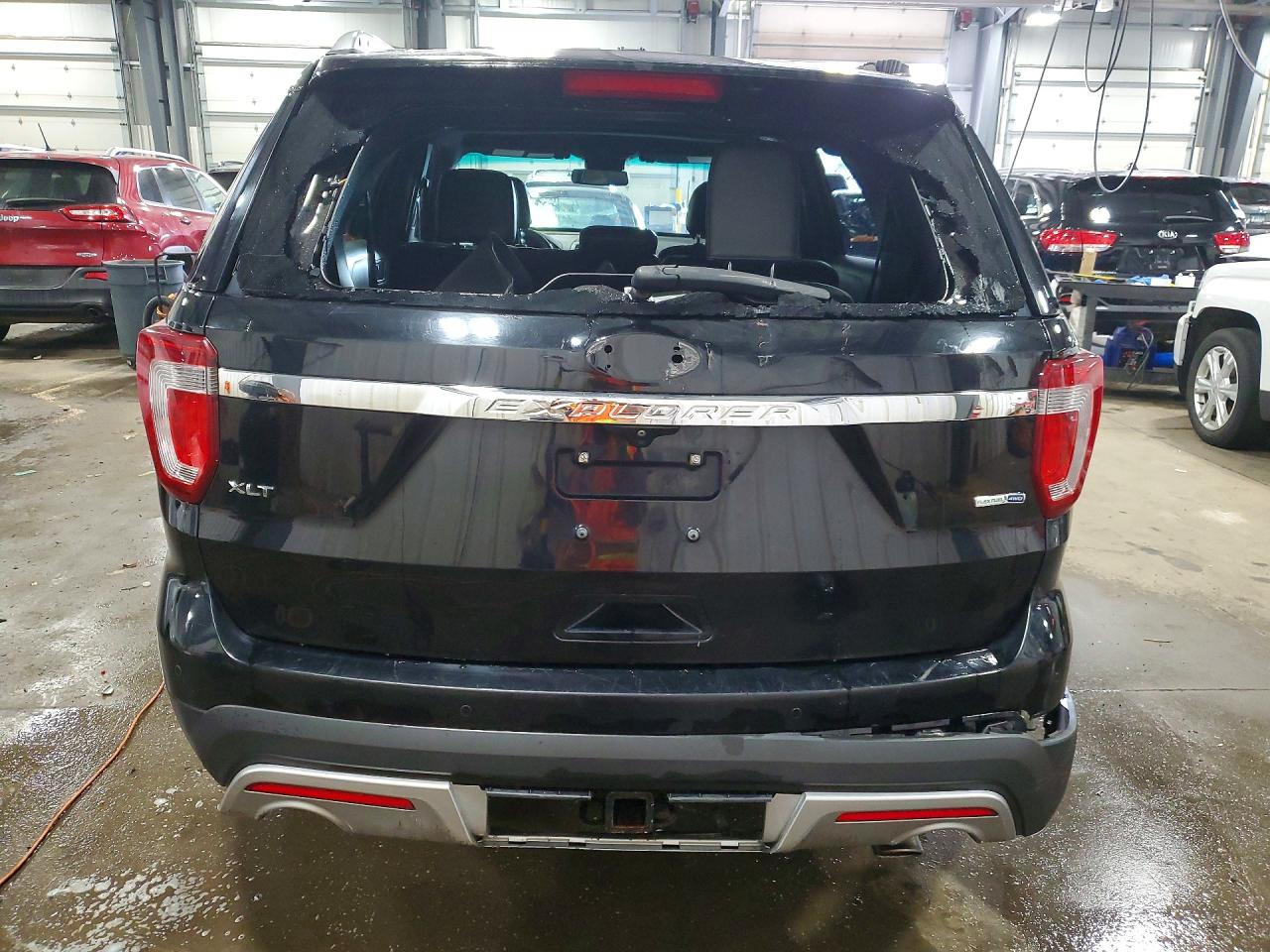 Ford Explorer Xlt