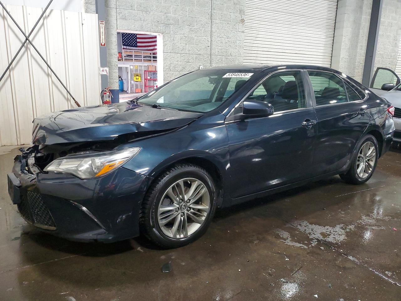 Salvage Toyota Camry Image