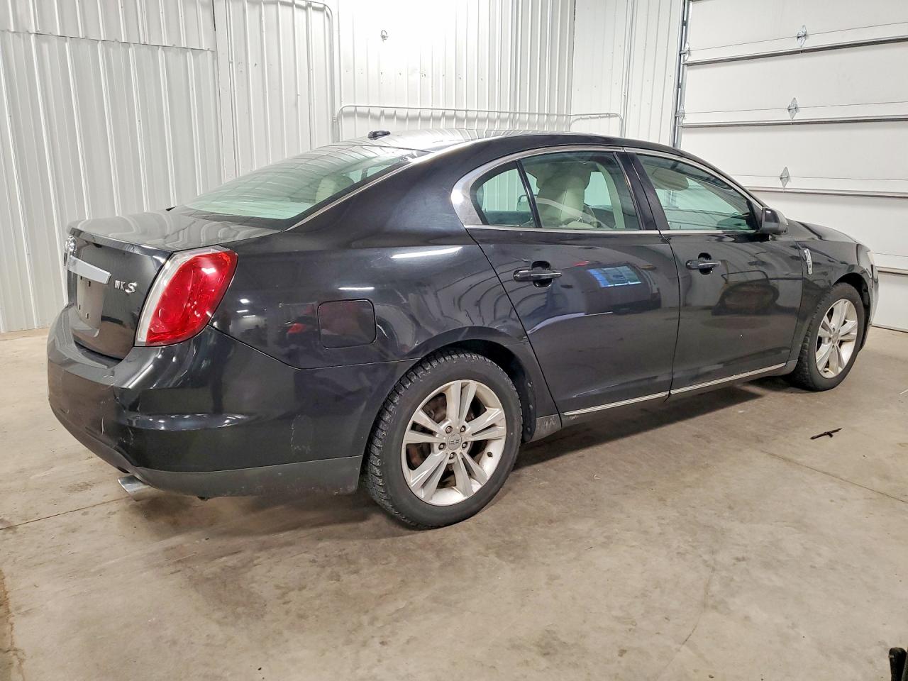 Lincoln MKS