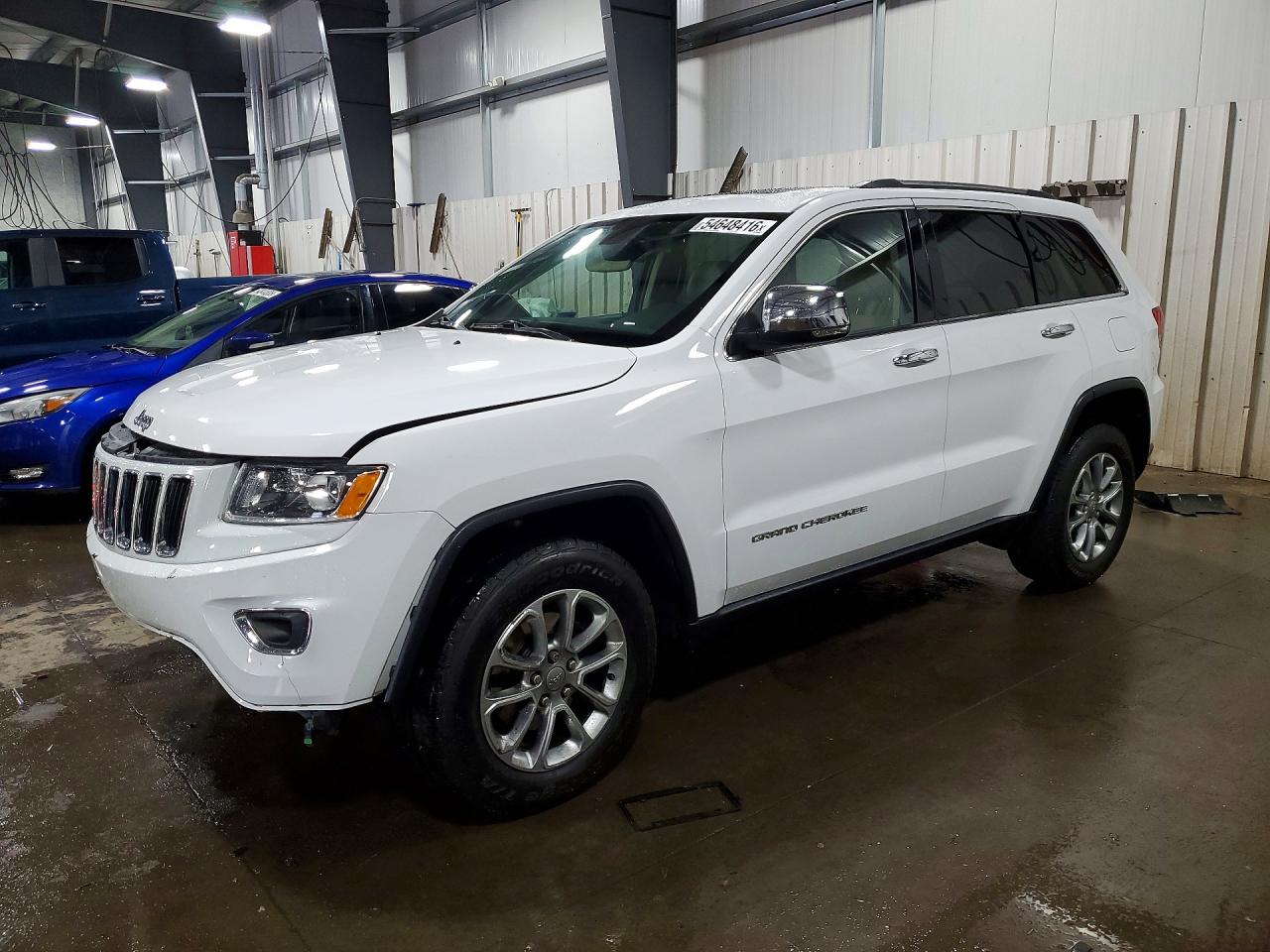 Salvage Jeep Cherokee Image