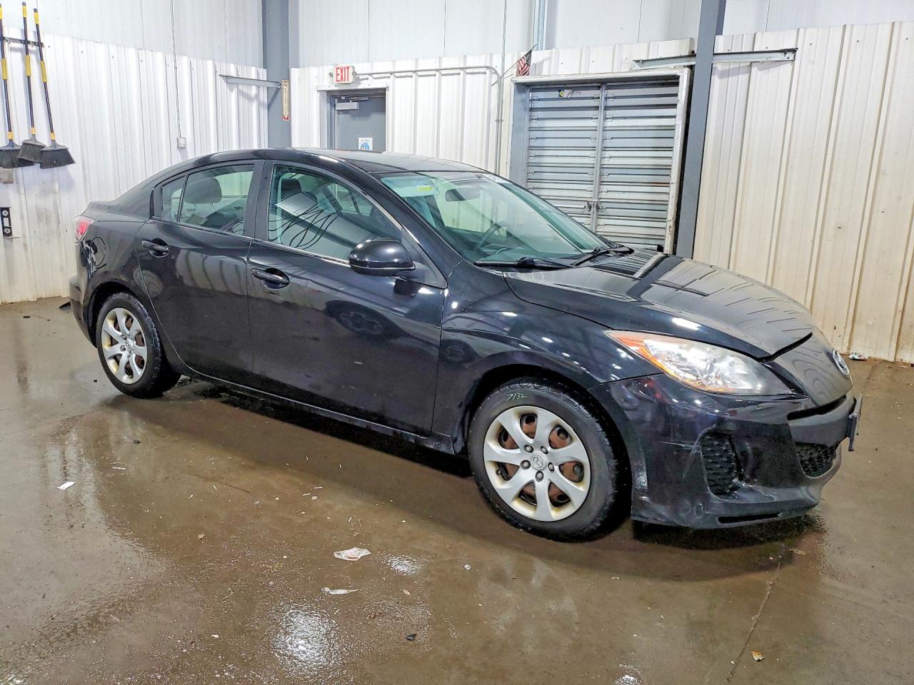 Mazda 3 I