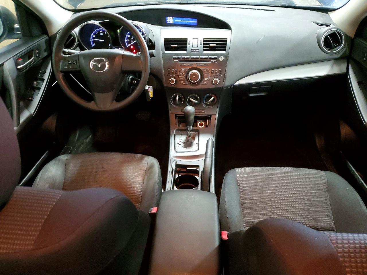 Mazda 3 I