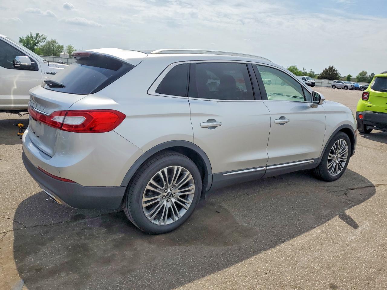 Lincoln MKX Reserve