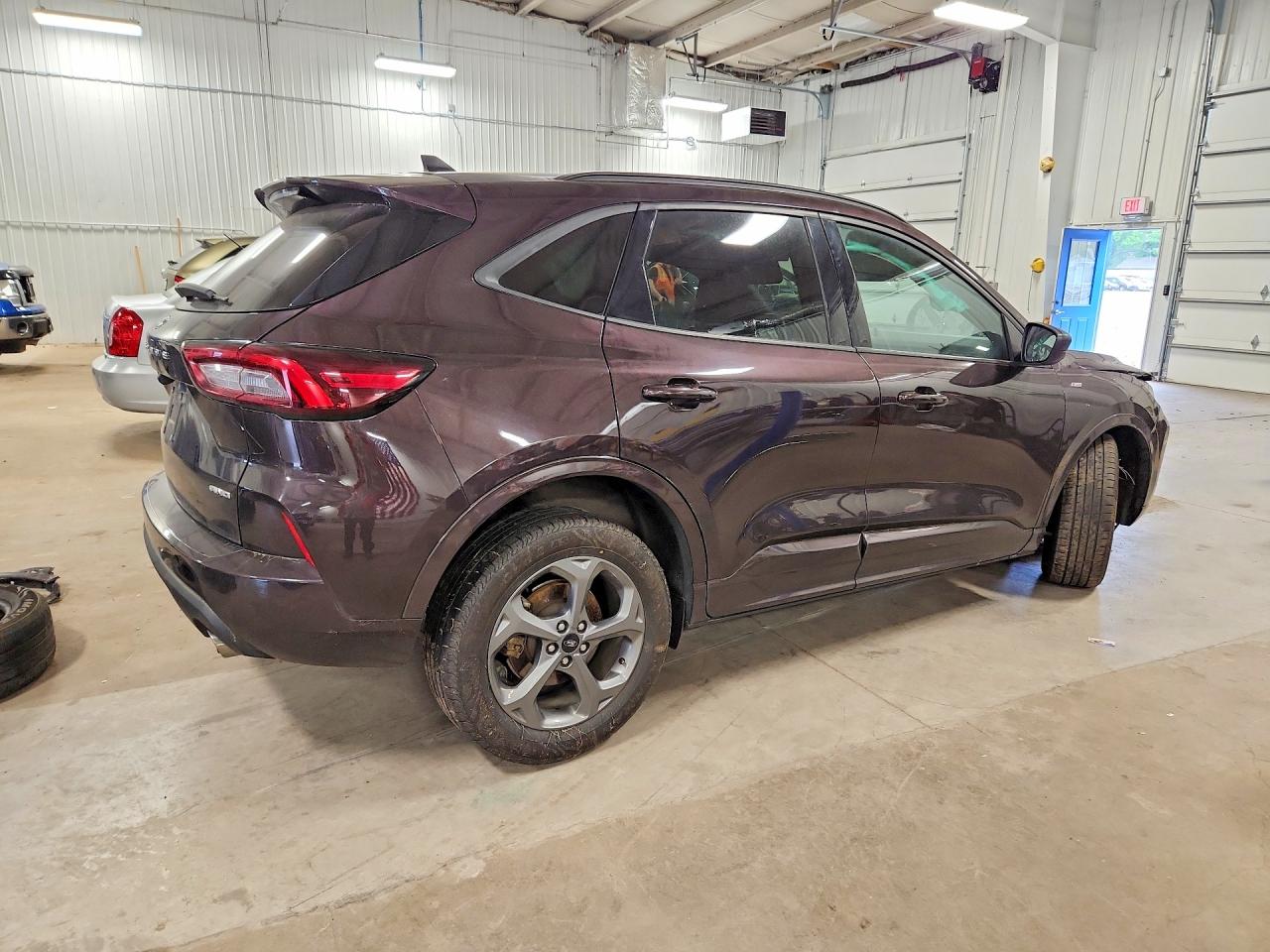 Ford Escape St Line