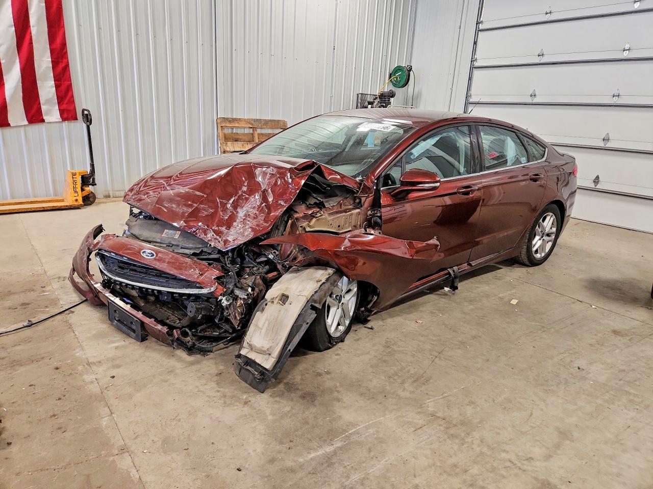 Salvage Ford Fusion Image