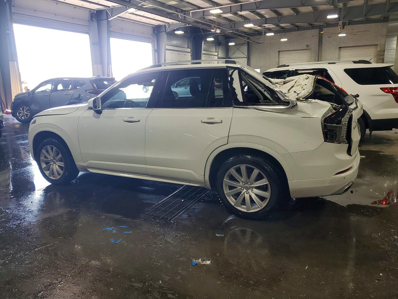Volvo XC90 T6