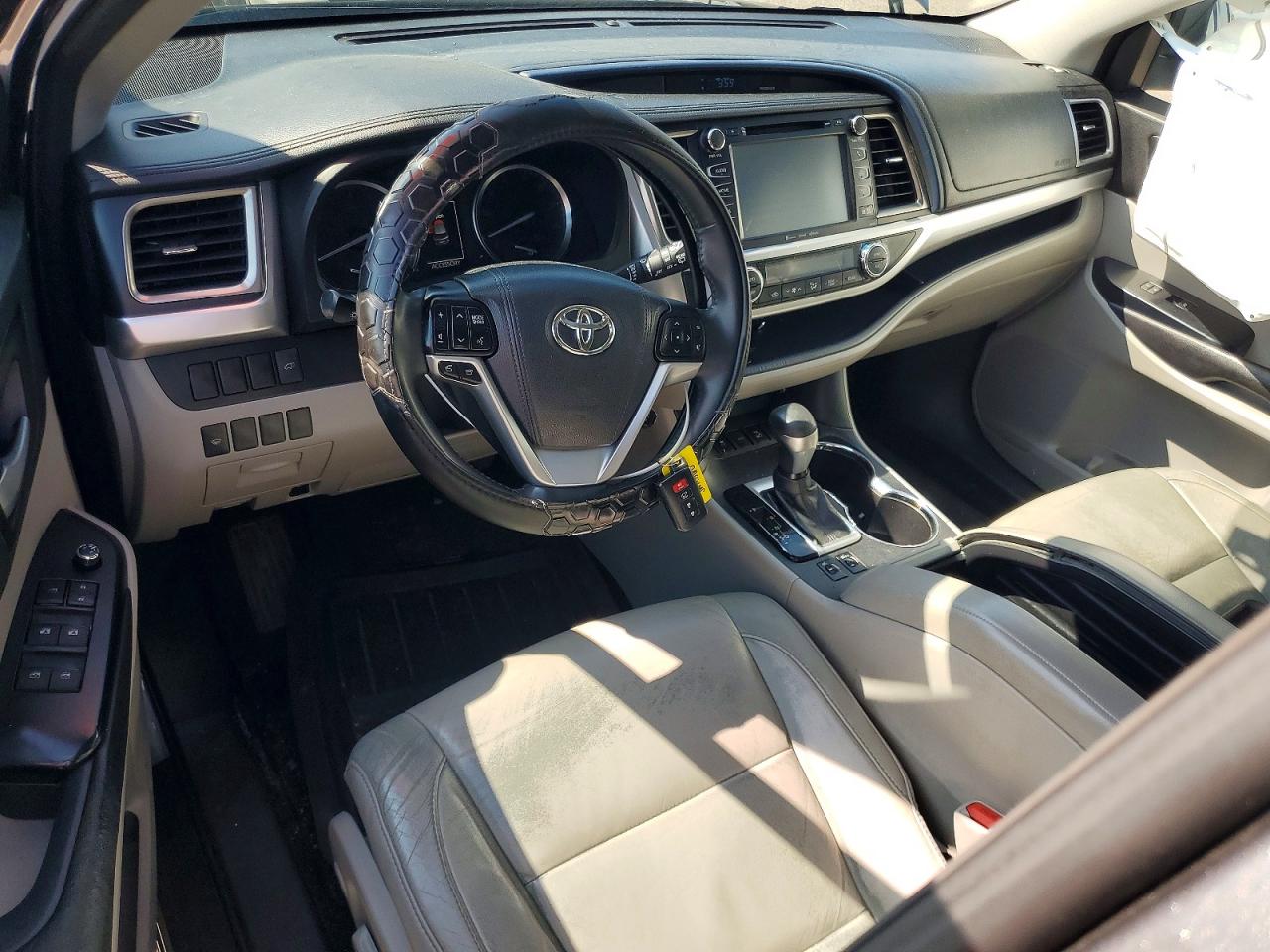 Toyota Highlander Xle