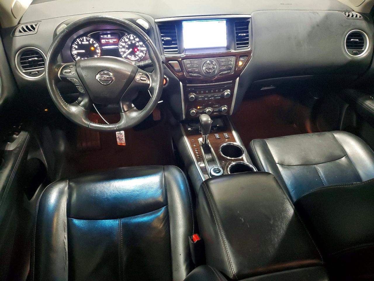 Nissan Pathfinder Sl
