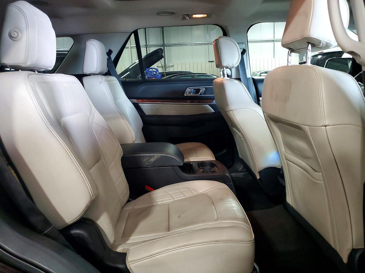 Ford Explorer Platinum
