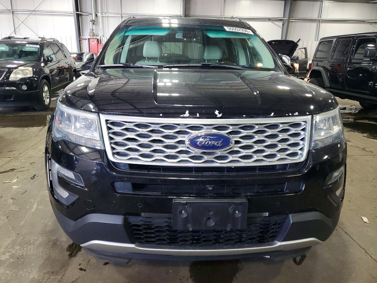 Ford Explorer Platinum