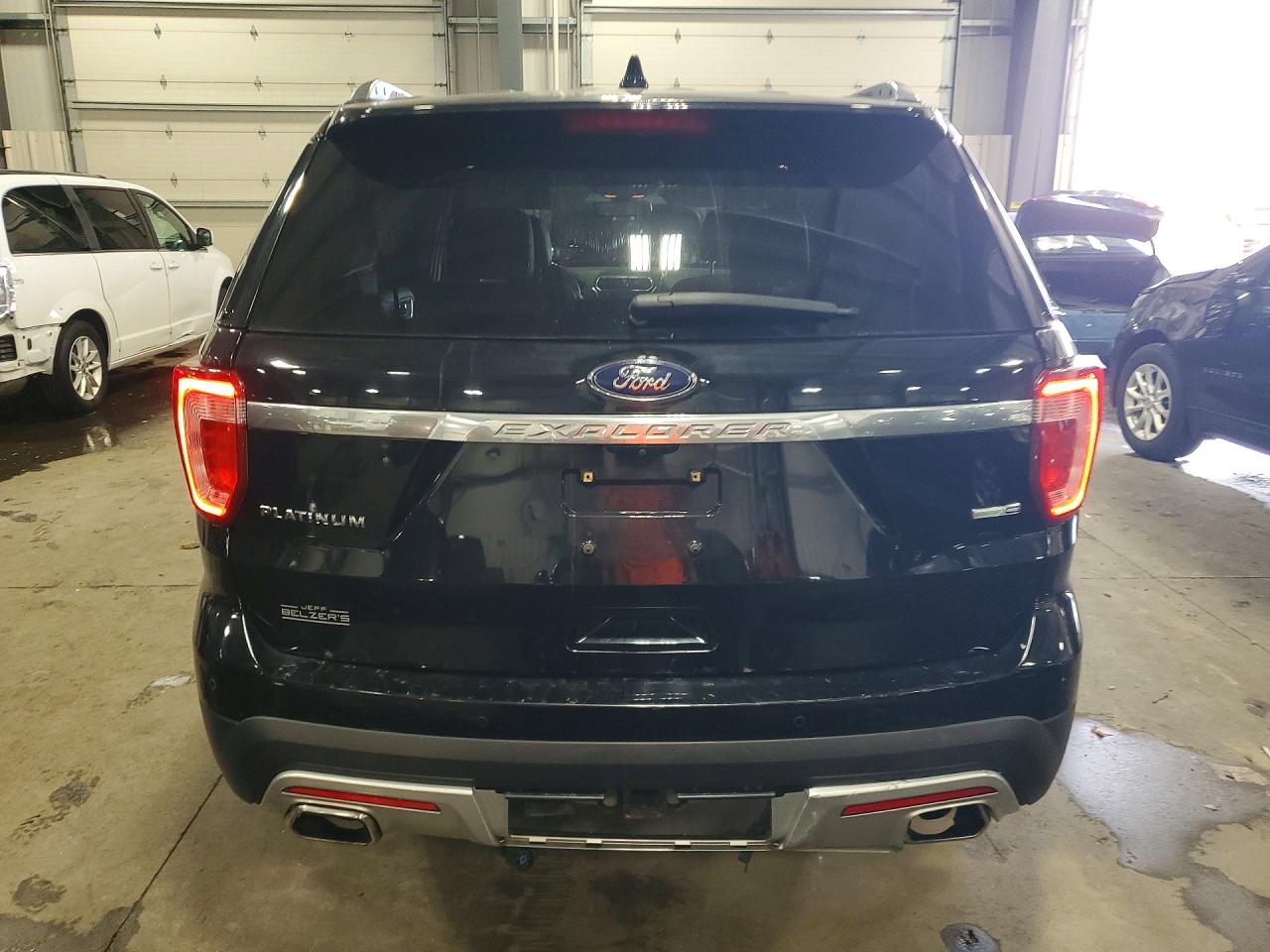 Ford Explorer Platinum