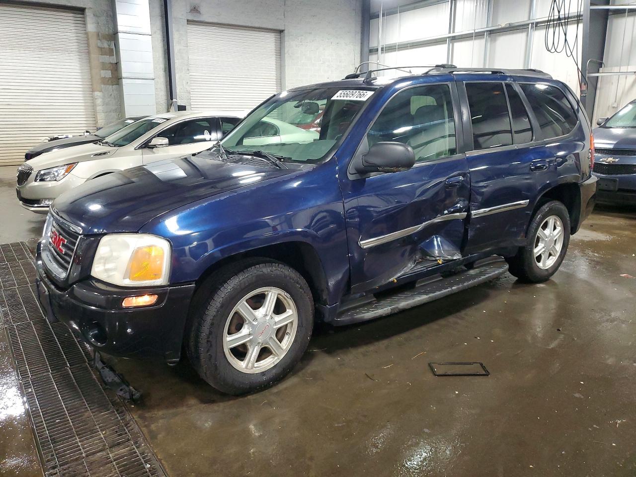 Salvage GMC Envoy Image
