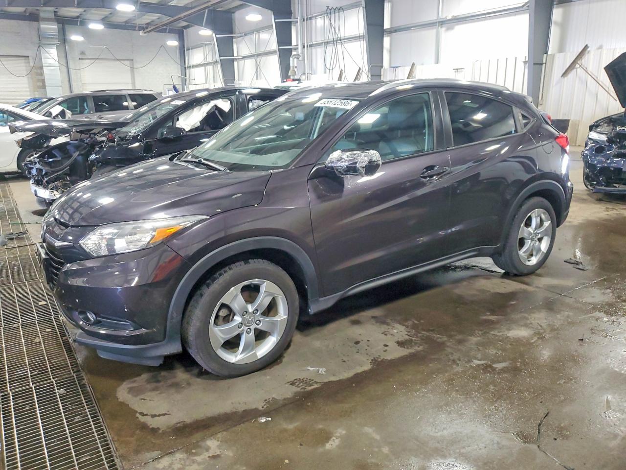 Salvage Honda HR-V Image