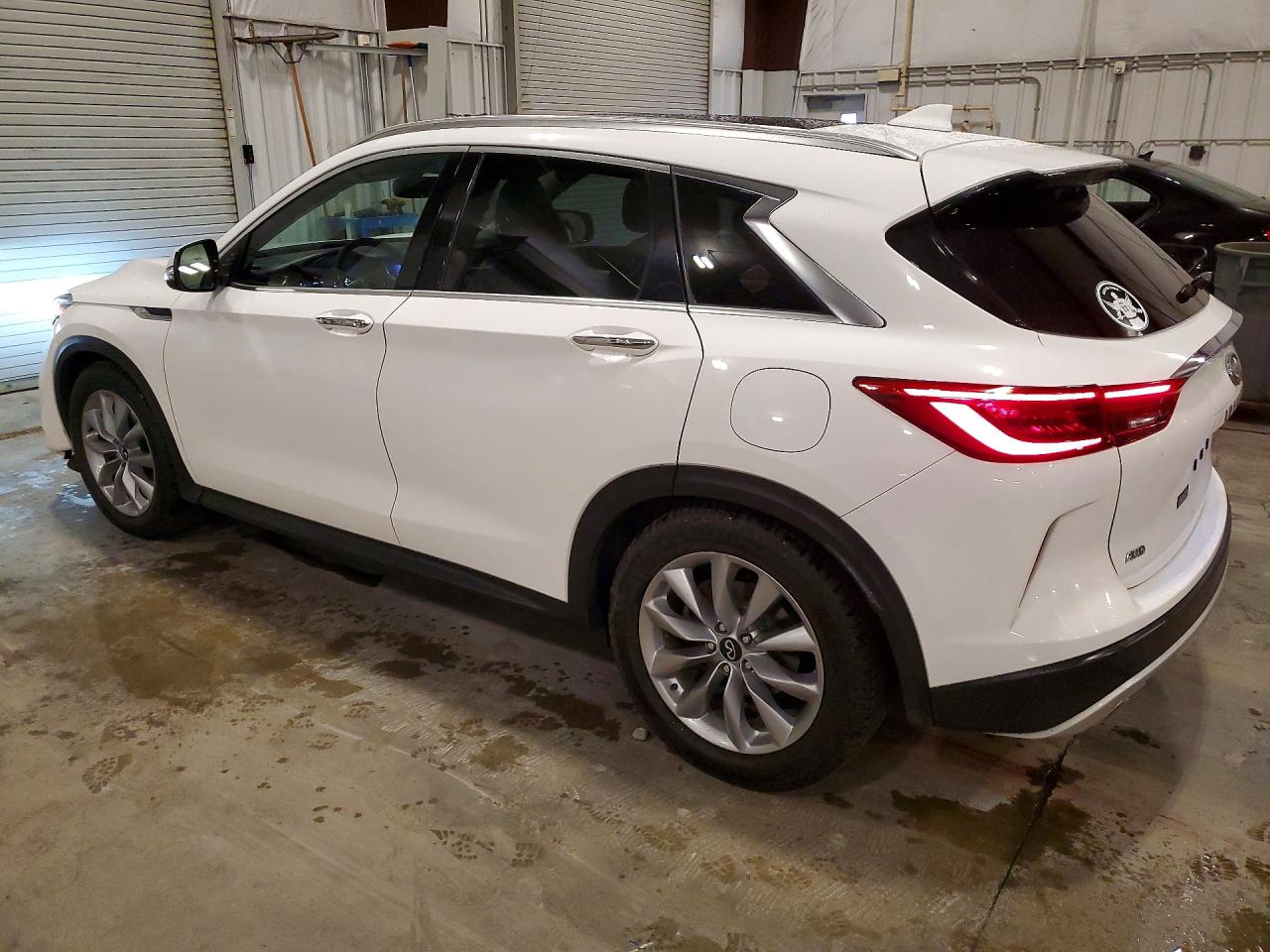 INFINITI Qx Luxe