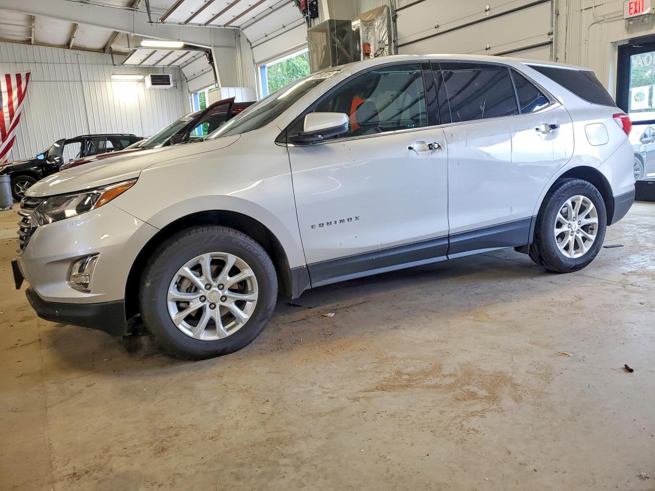 Salvage Chevrolet Equinox Image