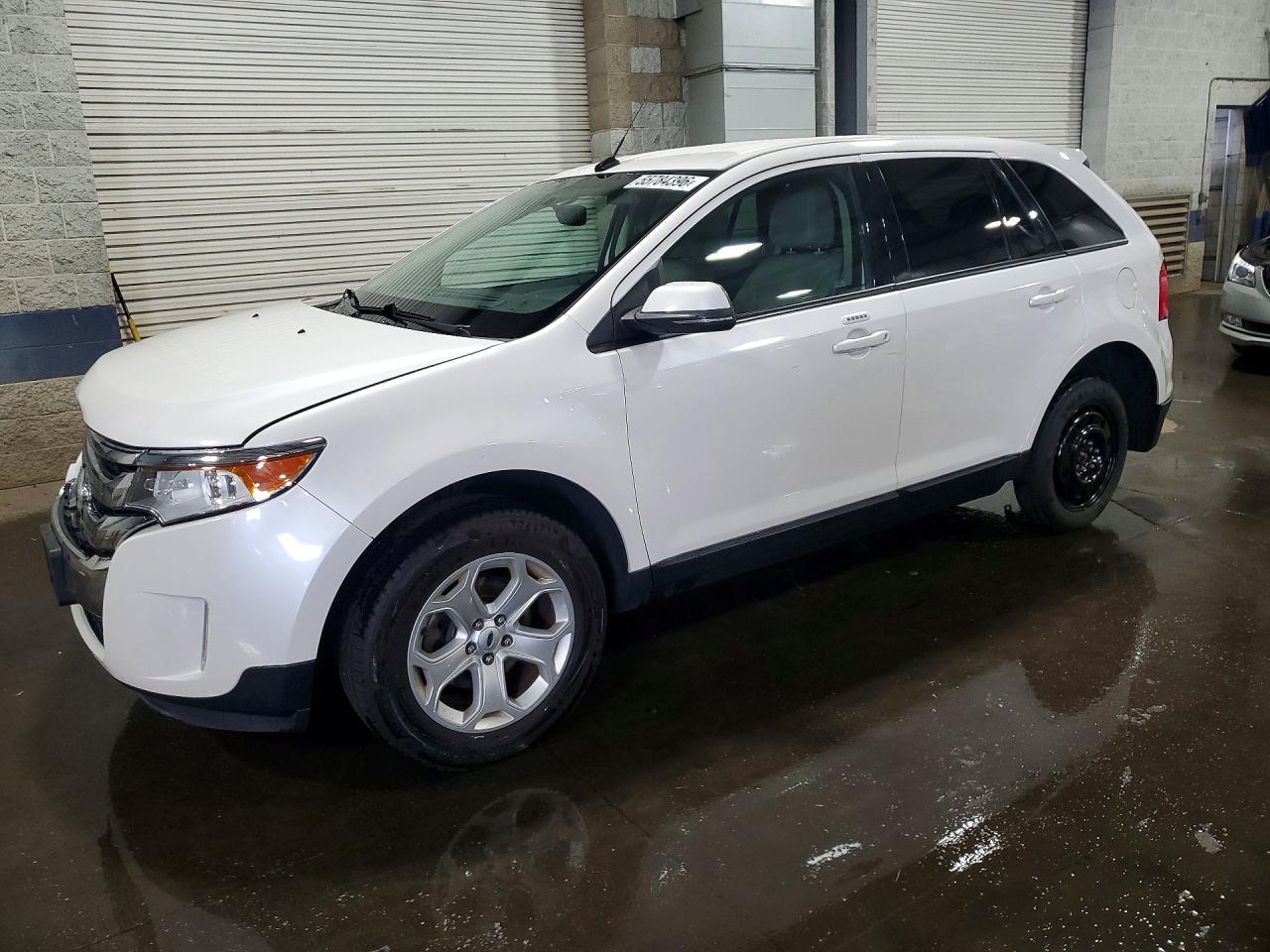 Salvage Ford Edge Image