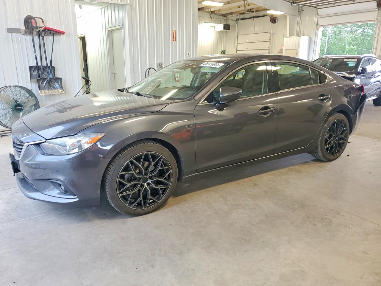 Salvage Mazda 6 Image