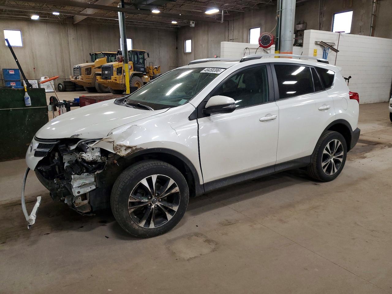 Salvage Toyota RAV4 Image