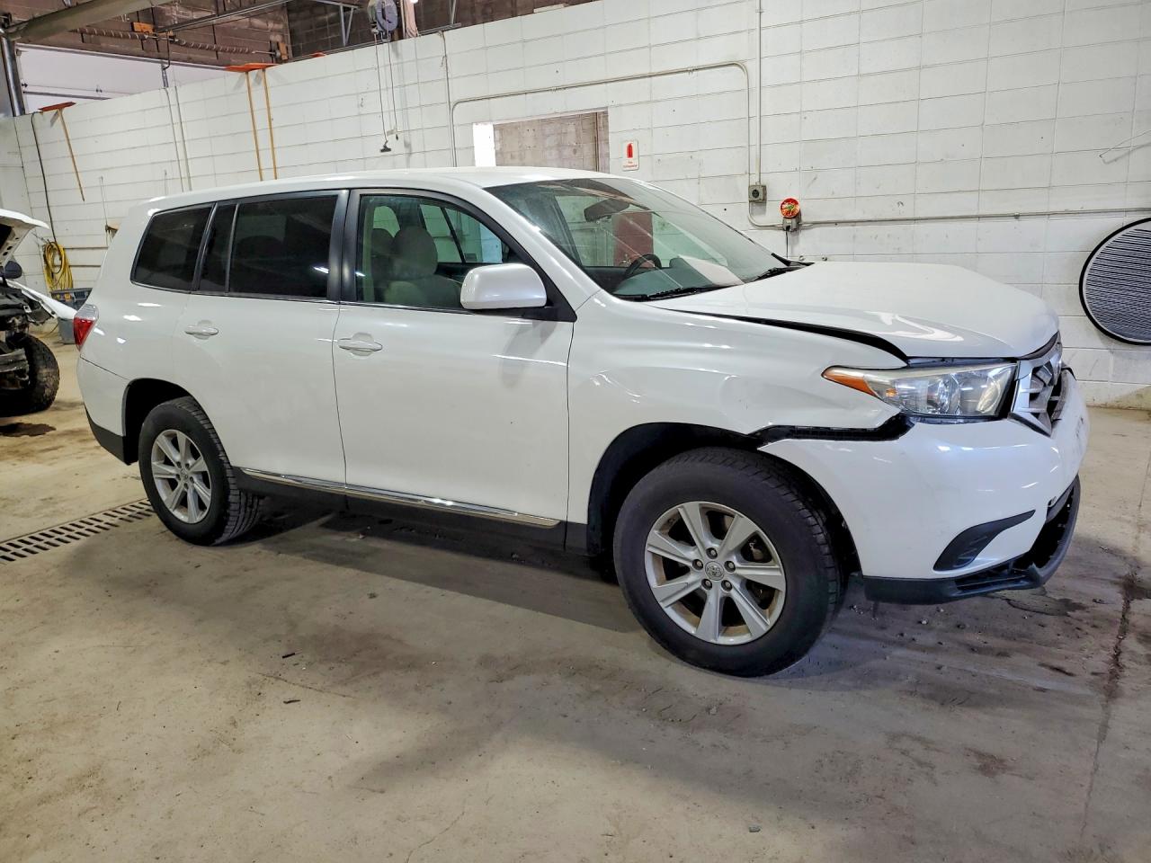 Toyota Highlander Base