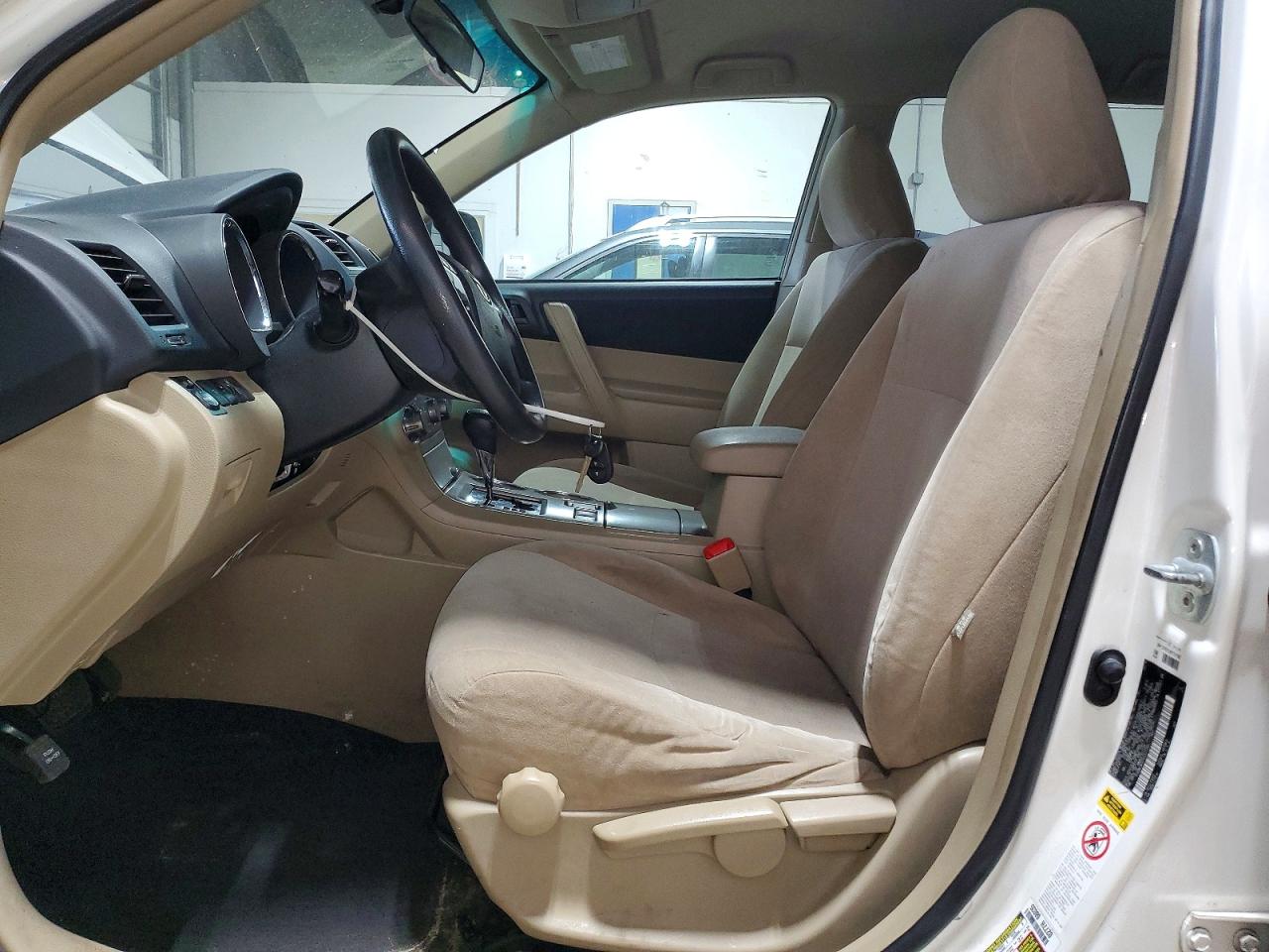 Toyota Highlander Base