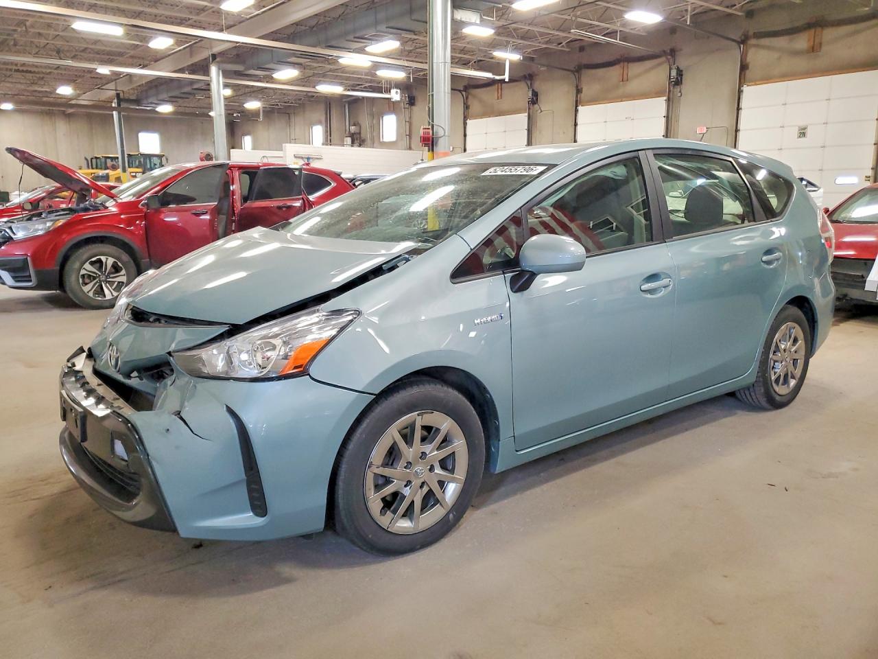 Salvage Toyota Prius Image